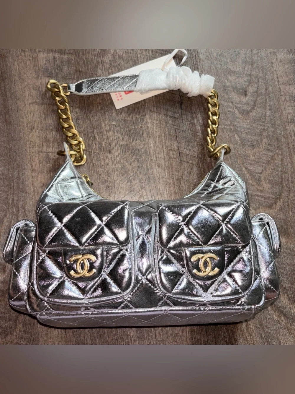 Metallic Silver Quilted Duel Pockets, includes box and dustbag - FREE SHIP!